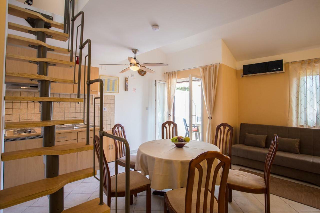 Apartment Smuljic Врбоска Экстерьер фото