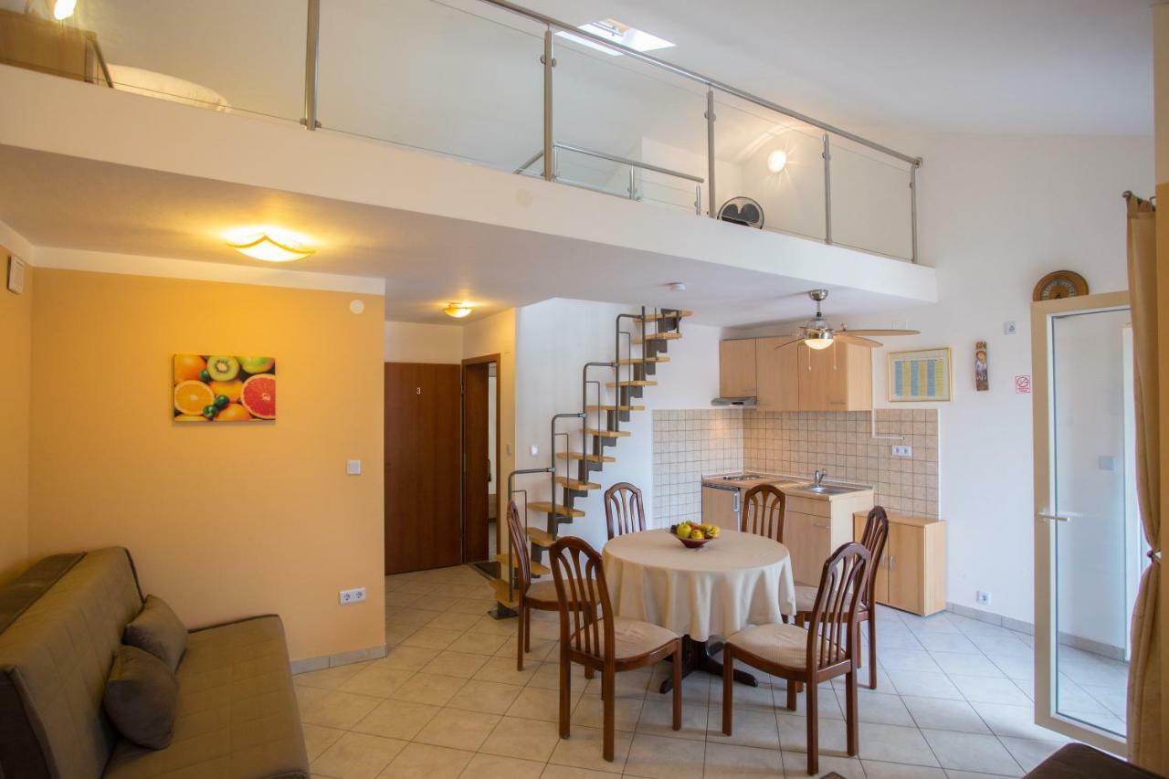 Apartment Smuljic Врбоска Экстерьер фото